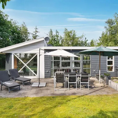 Guthrik - 900m From The Sea In Ne Jutland By Interhome