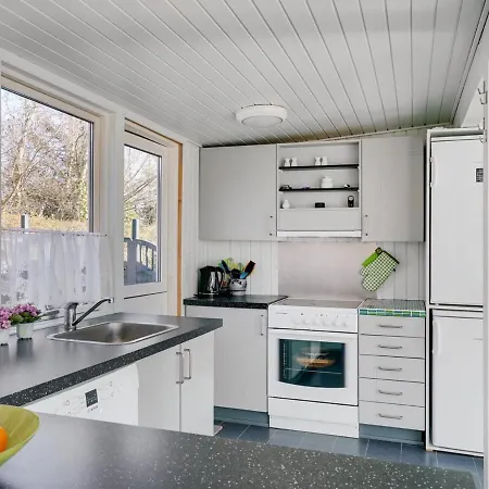 Holiday home Guthrik - 900m From The Sea In Ne Jutland By Interhome Hadsund