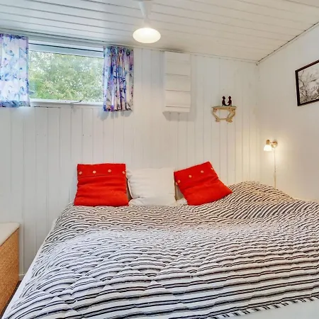 Guthrik - 900m From The Sea In Ne Jutland By Interhome Hadsund