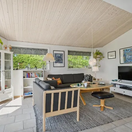 Guthrik - 900m From The Sea In Ne Jutland By Interhome Holiday home Hadsund