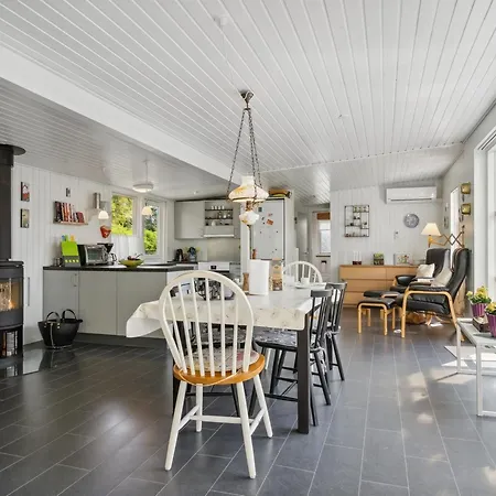 Guthrik - 900m From The Sea By Interhome Hadsund